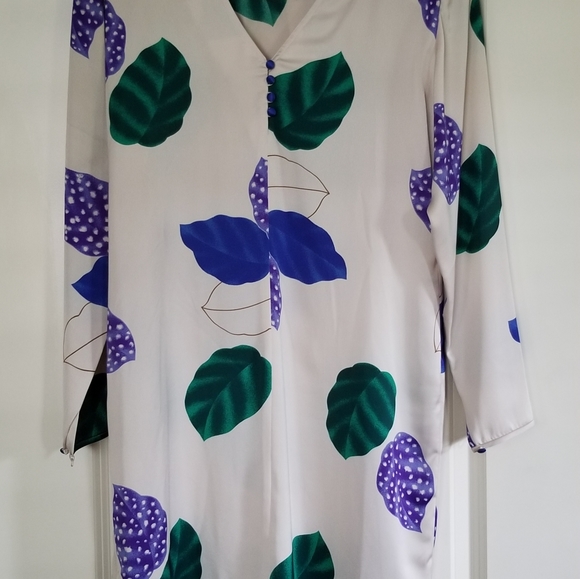 UNBRANDED leaf pattern long sleeve dress - Picture 2 of 2